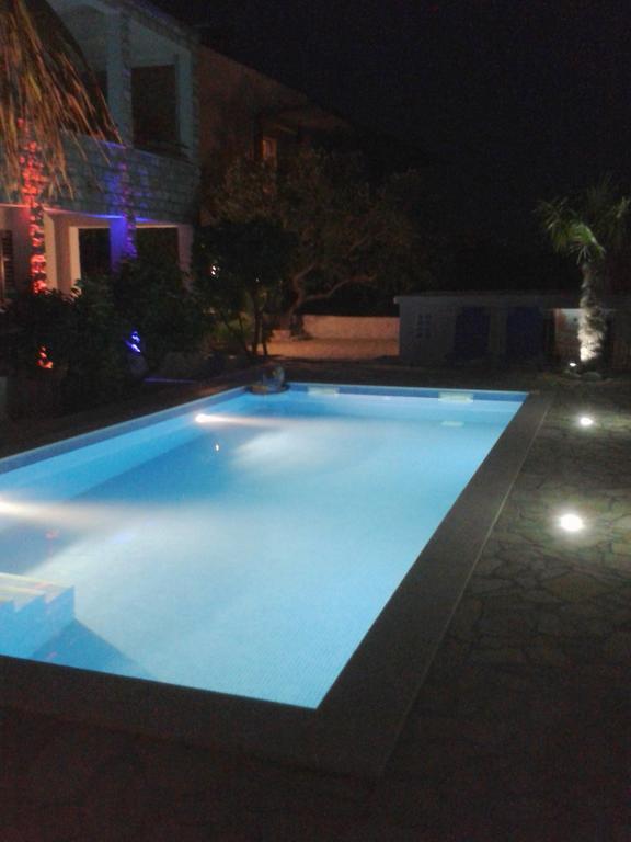 Apartments Priko Stari Grad  Cameră foto